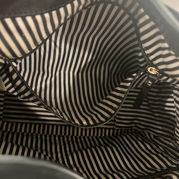 Kate Spade leather bag with dust bag and shopping bag. EUC black - Picture 17 of 17